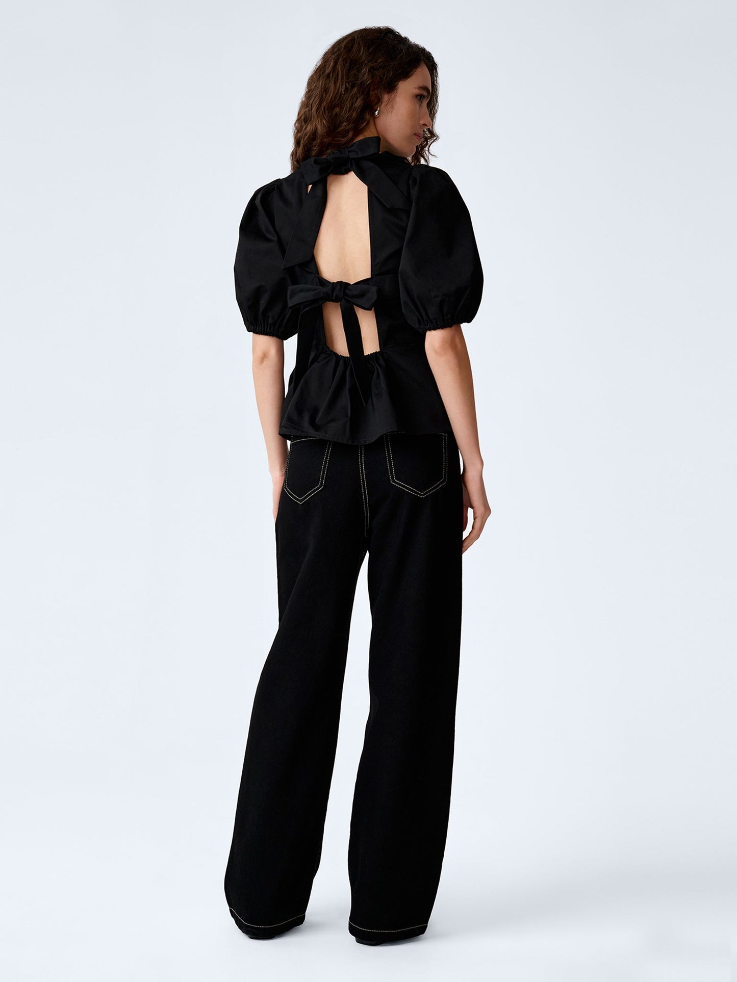 Tiana Top in Black