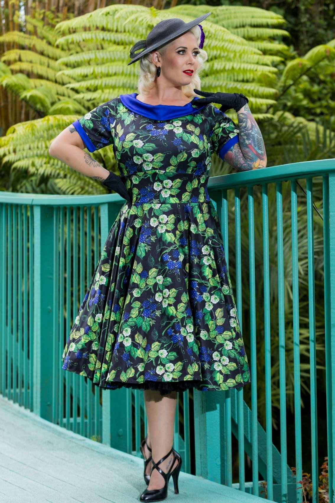 Darlene Off-Shoulder Dress in Black/Purple Berry Leaf Print