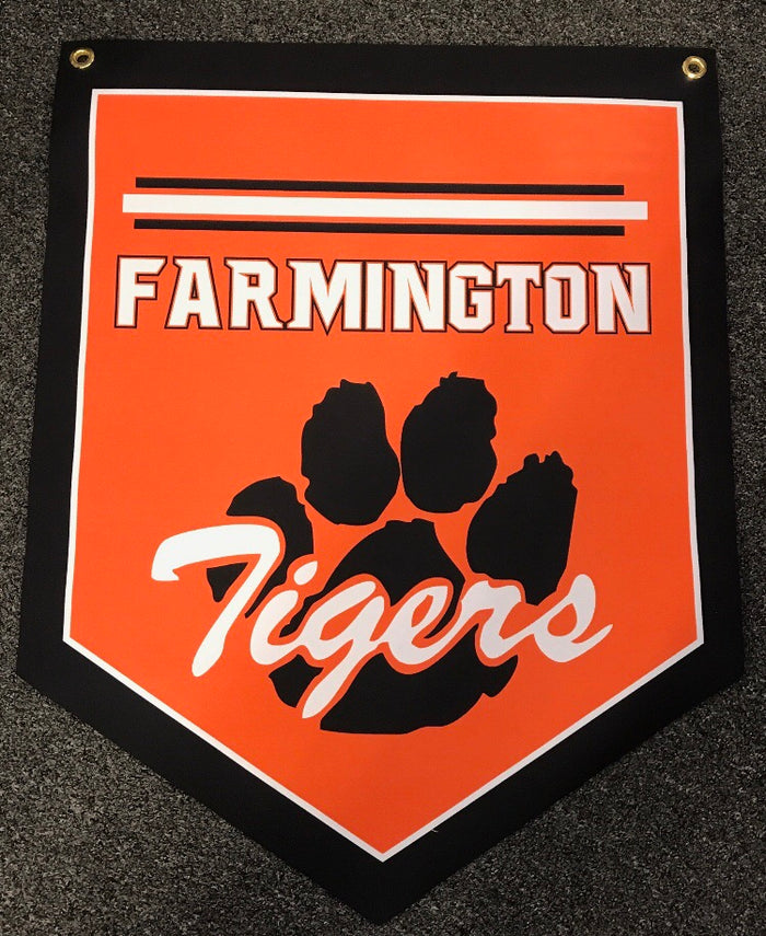 FARMINGTON TIGERS WALL BANNER