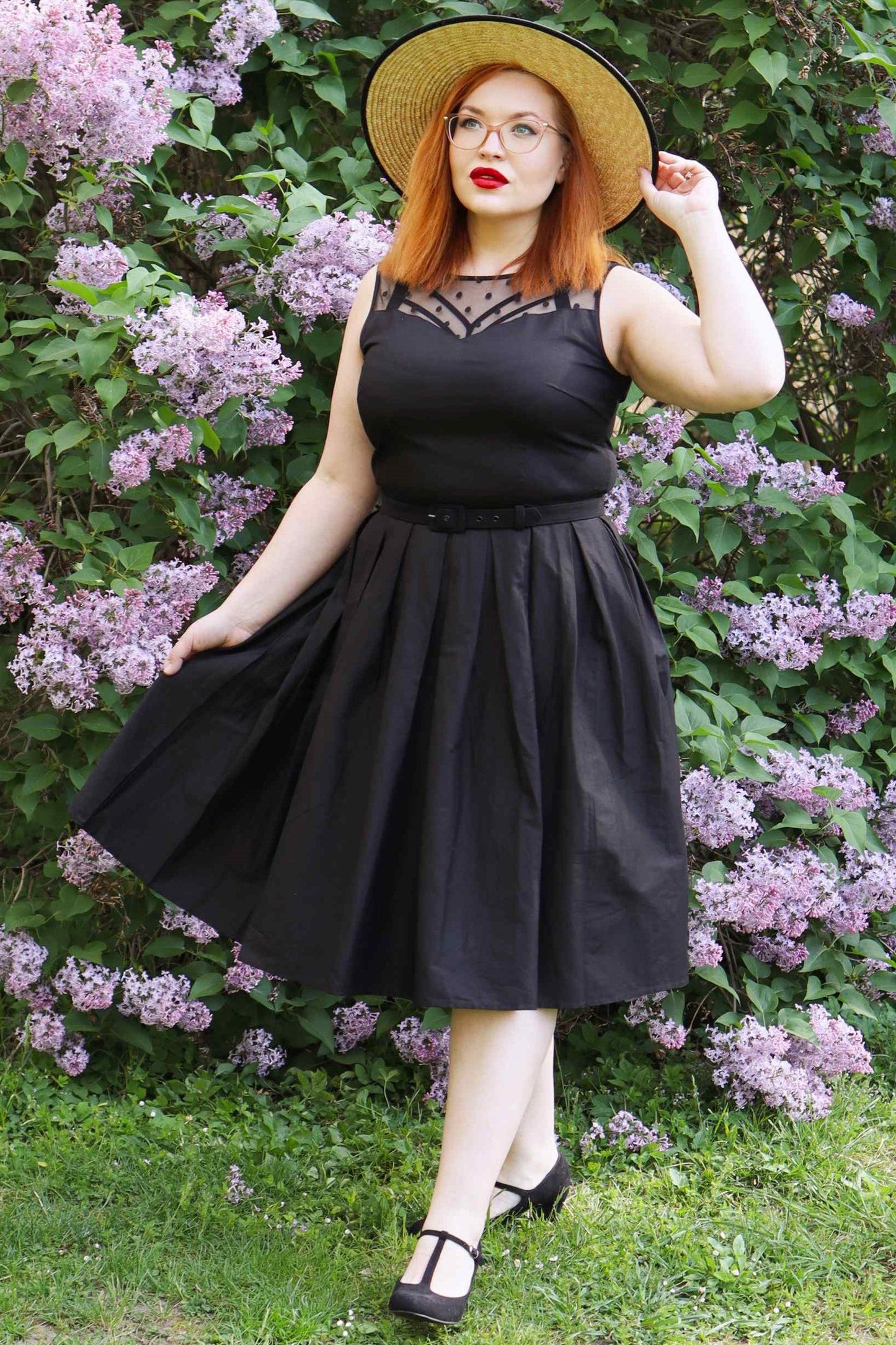 Elizabeth Vintage Style Mesh Party Dress in Black